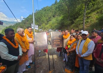 ₹7.15 करोड़ की लागत से सड़कों के डामरीकरण के कार्यों का रुद्रप्रयाग विधायक ने किया शुभारंभ, राज्य योजना के तहत स्वीकृत 3 सड़क मार्गों का होगा डामरीकरण