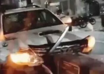 डिवाइडर से टकराई कार,पूर्व CM हरीश रावत का हुआ एक्सीडेंट