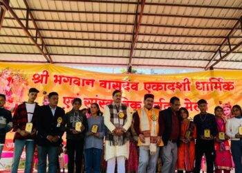 वासुदेव मंदिर पुजारगांव में दो दिवसीय एकादशी मेले का भव्य आयोजन