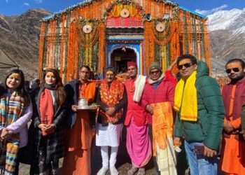 बदरी-केदार के दर्शनों को पहुंचे अजय भट्ट और सांसद निशंक