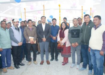 प्रशासनिक अधिकारियों एवं कार्मिकों को अपने कार्यों को संपादन करने में होगी सुविधा:सौरभ,     माॅडर्न प्रशासनिक भवन के पुनर्निर्माण कार्य पूर्ण होने पर जिलाधिकारी ने किया शुभारंभ