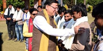 सीएम धामी ने 12 रैट माइनर्स को किया सम्मानित, बोले- सिलक्यारा ऑपरेशन को सफलता तक पहुंचाया