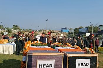 उत्तराखंड पहुंचे बलिदानी गौतम और वीरेंद्र के पार्थिव शरीर, सीएम धामी ने दी श्रद्धांजलि