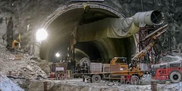 हादसे के 38 दिन बाद निर्माण का काम दोबारा शुरू, अब केवल 480 मीटर बची हुई है सुरंग