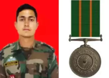 श्रीनगर निवासी मेजर दिग्विजय सिंह रावत को कीर्ति चक्र मिलने पर क्षेत्र में खुशी की लहर