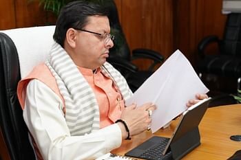 भू-कानून के लिए बड़े स्तर पर होगी जनसुनवाई, मुख्यमंत्री धामी ने उच्च स्तरीय बैठक में दिए निर्देश