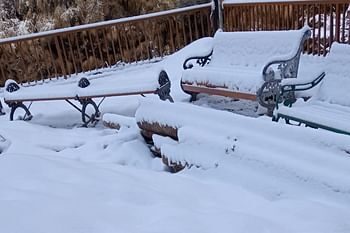 बदला मौसम यहाँ हुआ हिमपात