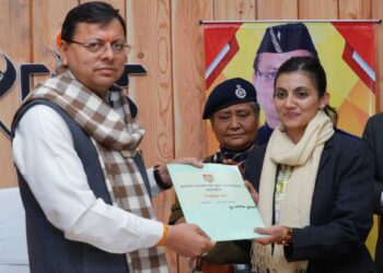 सीएम धामी ने इन युवाओं को बांटे नियुक्ति-पत्र, कही ये बात…