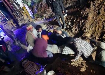 मसूरी में सीवर लाइन की खोदाई करते समय मलबे के नीचे दबे दो मजदूर, एक की मौत, दूसरा गंभीर घायल