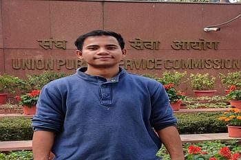 पिथौरागढ़ के संदीप सिंह ने हासिल की 906वीं रैंक, पिता चलाते हैं राशन की दुकान