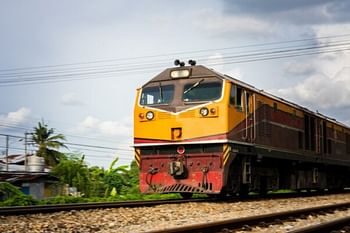 पुणे से उत्तराखंड के लिए मानसखंड एक्सप्रेस ट्रेन शुरू, पहली बार में आएंगे 280 पर्यटक