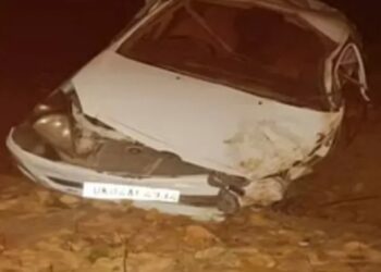 जंगल में अनियंत्रित होकर पलटी बारात की कार, दूल्हे की नानी समेत तीन महिलाओं की मौत, सात बाराती घायल