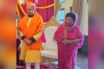 47साल पुरानी परम्परा हुई फिर से शुरू, नरेंद्रनगर राजमहल में टिहरी राज परिवार ने किया पट्टा अभिषेक