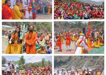 रावल व लाटू देवता की देवरा यात्रा के मध्य समुद्र मंथन में सैकड़ों लोग रहे मौजूद