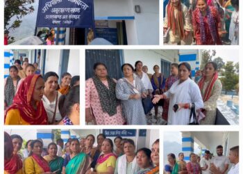 पेयजल की किल्लत को लेकर जलसंस्थान कार्यालय पहुंचकर महिलाओं ने जताया आक्रोश