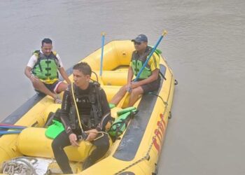 गंगा की तेज लहरों में बहा युवक, एसडीआरएफ ने चलाया रेस्क्यू अभियान, जांच के बाद डॉक्टरों ने मृत घोषित किया