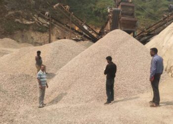 अवैध खनन पर बड़ी कार्रवाई एक क्रेशर सीज, 23 लाख का जुर्माना