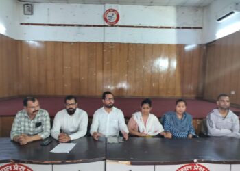 संघर्ष समिति ने किया देहरादून बंद का आह्वान,दिवंगत बडोला की पत्नी और बहिन ने की पत्रकारों से वार्ता