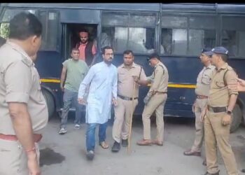 मोहित डिमरी के साथ अन्य आंदोलनकारी जमानत पर रिहा