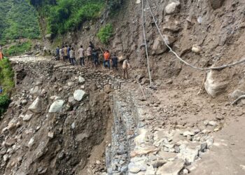 वाहनों की आवाजाही के लिये खुला सोनप्रयाग गौरीकुंड राजमार्ग