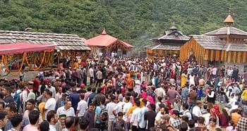 हनोल मंदिर में राजकीय मेला जागड़ा शुरू, पहुंचने लगे भक्त