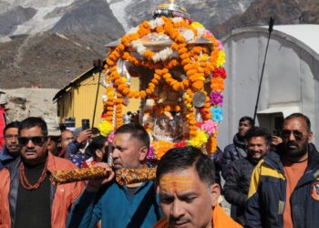 ग्यारहवें ज्योर्तिलिंग श्री केदारनाथ धाम के कपाट शीतकाल के लिए हुए बंद