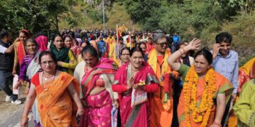 केदारनाथ उपचुनाव -भाजपा प्रत्याशी आशा नौटियाल ने बसुकेदार क्षेत्र का किया भ्रमण