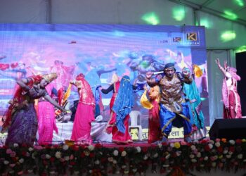 देर रात्रि तक आयोजित  तीसरी सांस्कृतिक संध्या में बड़ी संख्या में पहुंचे श्रोता