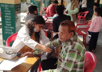 “माँ पूर्णागिरी स्वास्थ्य सेवा यात्रा” के तहत दूरस्थ क्षेत्रों में की गई स्वास्थ्य जाँच