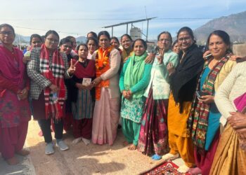 भाजपा प्रत्याशी आशा उपाध्याय ने श्रीकोट क्षेत्र में किया भ्रमण