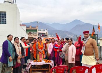 मेयर प्रत्याशी आशा उपाध्याय ने छह वार्ड में भ्रमण कर भाजपा के पक्ष में मतदान करने की अपील की