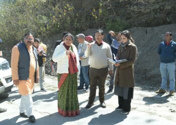 केदारनाथ विधायक एवं मुख्य विकास अधिकारी ने किया केदारनाथ यात्रा का निरीक्षण, सभी लंबित काम शीघ्र पूर्ण करने के दिए निर्देश