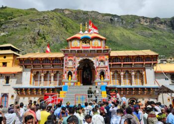 बदरीनाथ धाम में फोटोग्राफी पर बद्री केदार मंदिर समिति सख्त, लगाया प्रतिबंध