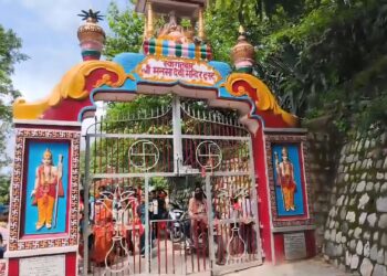 हरिद्वार के मनसा देवी मंदिर में बड़ा हादसा, हरिद्वार के प्रसिद्ध मंशा देवी मंदिर में भगदड़ मचने से 6 लोगों की मौत,कई घायल
