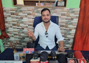 प्रदेश में सुरक्षा तंत्र नाकाम, कांवड़ियों के भेष में आ रहे शराबी, नशेड़ी!,गौ रक्षा विभाग के प्रदेश अध्यक्ष रोहित डिमरी ने की पत्रकार वार्ता, शिवभक्ति या ध्वनि प्रदूषण का प्रदर्शन ? गढ़वाल की जनता कांवड़ यात्रा के ध्वनि प्रदूषण और अराजकता से त्रस्त, प्रदेश सरकार से की सुरक्षा की मांग, तथाकथित कांवड़ियों के कारण सुरक्षित नहीं माताएं-बहिनें, झुंड बनाकर चल रहे ये कांवड़िए बाजारों में मचा रहे तांडव, फूहड़ गीतों को चलाकर माहौल को किया जा रहा अशांत, जिलाधिकारी के माध्यम से मुख्यमंत्री पुष्कर सिंह धामी को भेजा ज्ञापन