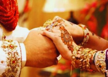 युवक के प्यार में कनाडा से रामनगर पहुंची इंजीनियरिंग की छात्रा, 12वीं पास प्रेमी से रचाई शादी