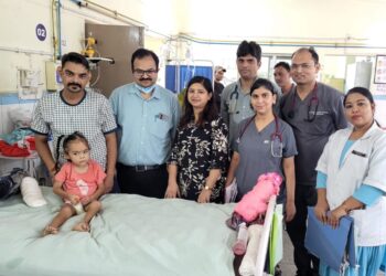 बिकरस्टाफ ब्रेनस्टेम एन्सेफलाइटिस से जूझ रहे मासूम ने पाई नई जिंदगी,बेस अस्पताल के डॉक्टरों की टीम की मेहनत और आधुनिक उपचार से मिली सफलता,आयुष्मान योजना से उचित उपचार मिलने पर परिजनों ने जताया स्वास्थ्य मंत्री एवं डाक्टरों का आभार