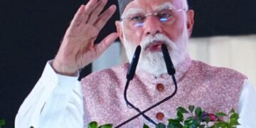 राज्य स्थापना दिवस पर उत्तराखंड के लिये खास रहा रविवार का दिन ,पहाड़ी बोली, पहाड़ी टोपी, पीएम का हर अंदाज पहाड़ी,रजत जयंती के मुख्य कार्यक्रम में उत्तराखंड से गहरा कनेक्ट कर गए पीएम नरेंद्र मोदी
