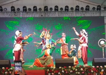 श्रीनगर में प्रसिद्ध बैकुण्ठ चतुर्दशी मेले का रंगारंग आगाज, सीएम धामी ने किया उद्घाटन