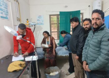 रुद्रप्रयाग ब्रेकिंग:अब यहां भालू के हमले में महिला गंभीर घायल