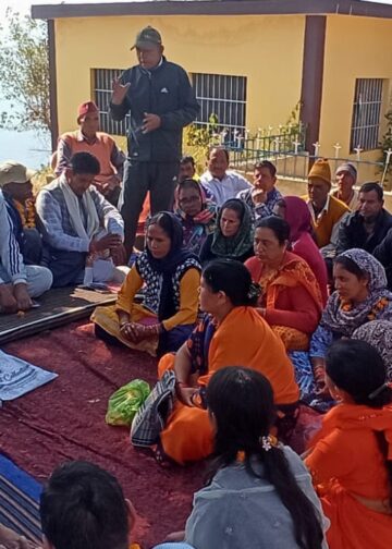 पेयजल और सड़क की मांग को लेकर क्रमिक अनशन जारी,पेयजल और सड़क की मांग को लेकर क्रमिक अनशन जारी,पाव अकरी में आक्रोशित ग्रामीणों ने लगाया अधिकारियों पर गुमराह करने का आरोप