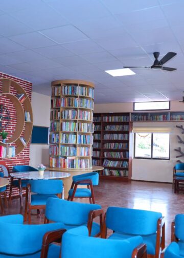 पौड़ी का जिला पुस्तकालय बना आकर्षक एवं आधुनिक अध्ययन केंद्र, पहाड़ी शैली में मिला नया स्वरूप