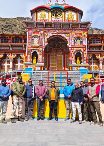 सीईओ बीकेटीसी विशाल मिश्रा ने किया बद्रीनाथ धाम का निरीक्षण, कपाट खुलने से पहले तैयारियों को लेकर दिए अहम निर्देश