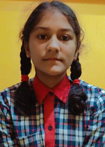 श्रीनगर में प्रतिभा का परचम: आराध्या सती ने 96% अंक हासिल कर किया क्षेत्र का नाम रोशन