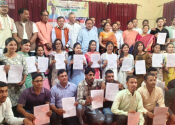 श्रीनगर में 43 कनिष्ठ सहायकों को नियुक्ति पत्र वितरित, शिक्षा मंत्री ने की कई अहम घोषणाएं