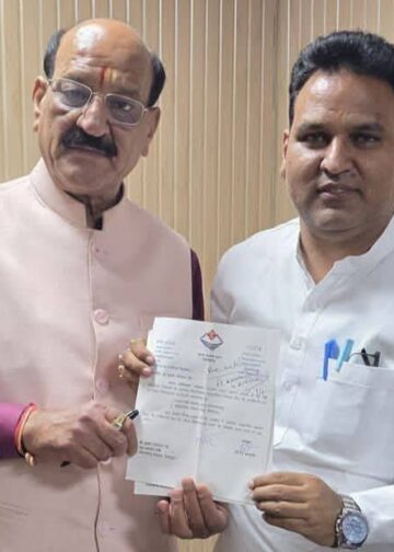 देवप्रयाग विधानसभा में स्वास्थ्य सुविधाओं को बेहतर करने में जुटे विधायक कंडारी,स्वास्थ्य मंत्री को सौंपा मांग पत्र,वरिष्ठ रेडियोलॉजिस्ट डॉ रचित गर्ग सीएचसी देवप्रयाग और हिंडोलाखाल में देंगे सेवाएं