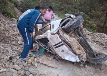 भिकियासैंण में दर्दनाक सड़क हादसा, 3 लोगों की मौत!!