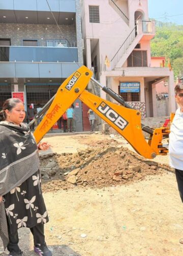 चारधाम यात्रा: श्रीनगर में बस अड्डे के पास विकसित होगी नई पार्किंग