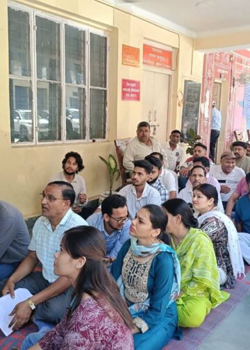 श्रीनगर नगर निगम में पार्षद और कर्मचारियों के बीच विवाद गहराया, जांच समिति गठित