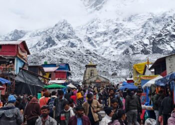 केदारनाथ धाम यात्रा में श्रद्धालुओं का उत्साह चरम पर, दर्शनार्थियों की संख्या 4 लाख के पार